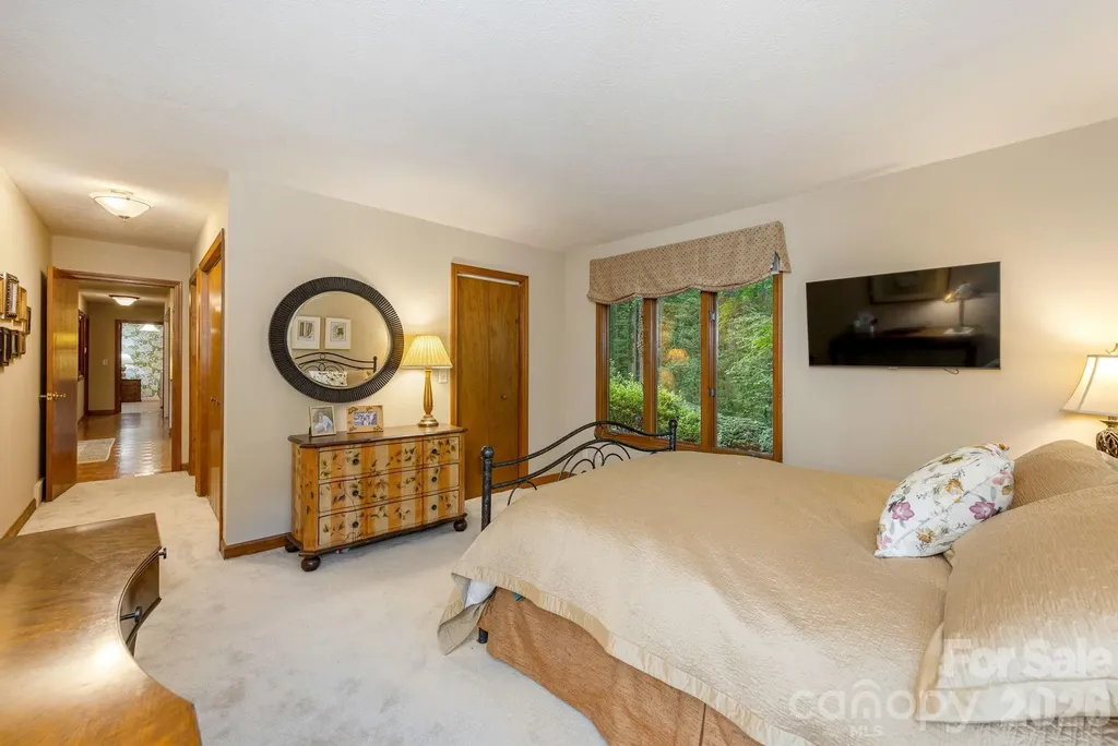 117 Tarnhill Drive Flat Rock NC 28731