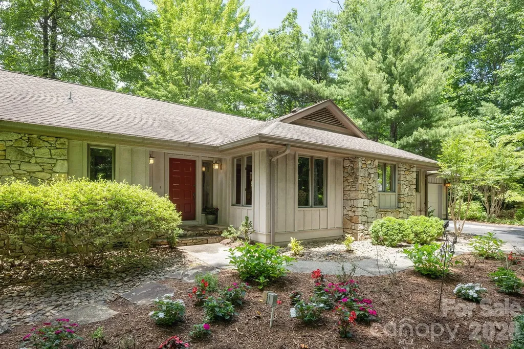 117 Tarnhill Drive Flat Rock NC 28731