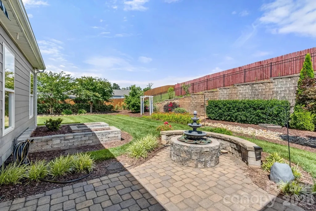 115 Morden Loop Mooresville NC 28115