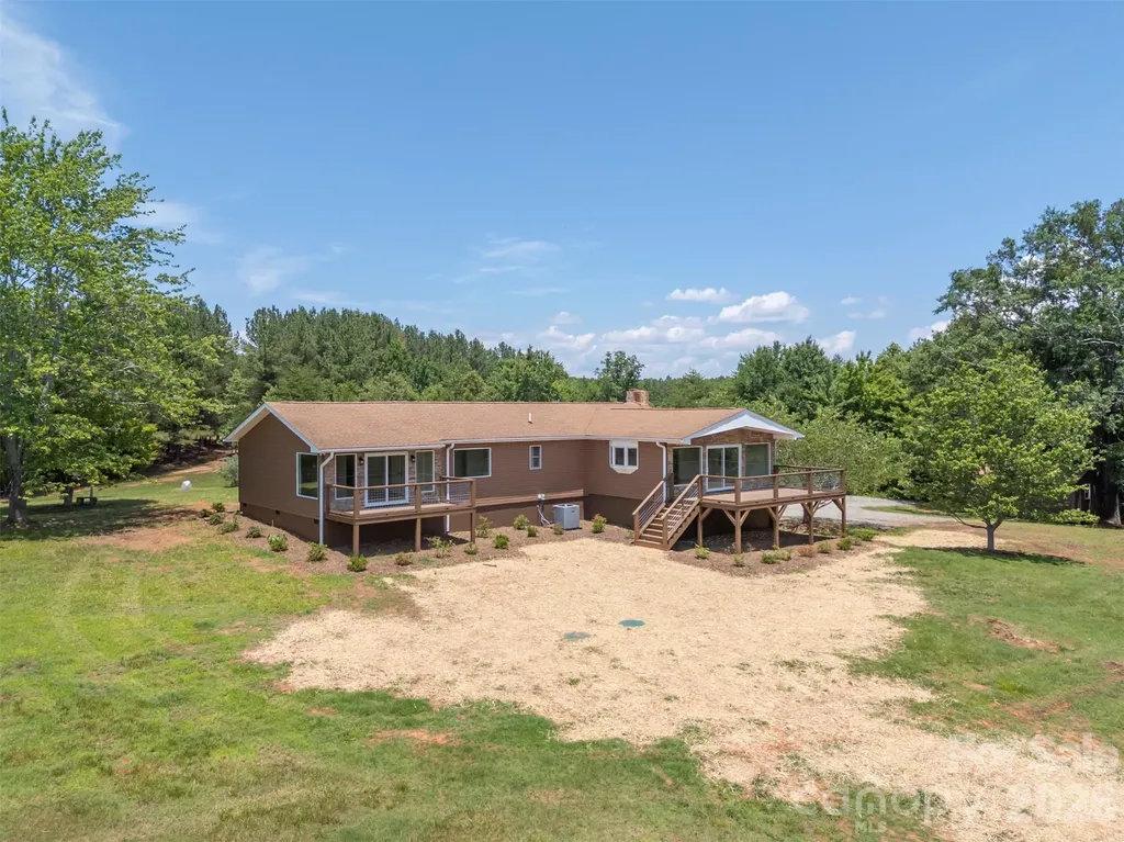 5732 S Nc 9 Highway Tryon NC 28782