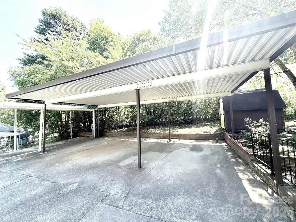 701 Archdale Drive Charlotte NC 28217