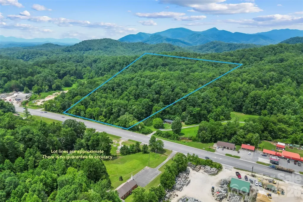 4415 Hwy 221 Highway N Marion NC 28752