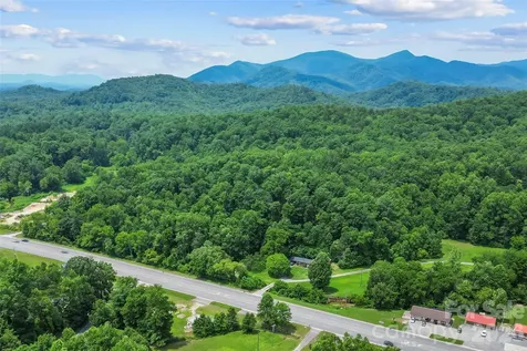 4415 Hwy 221 Highway N Marion NC 28752