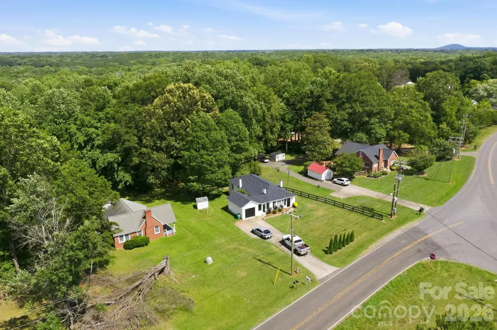 2693 Salem Church Road Lincolnton NC 28092