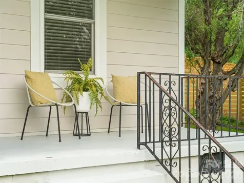 25 Nesbitt Street Waynesville NC 28786