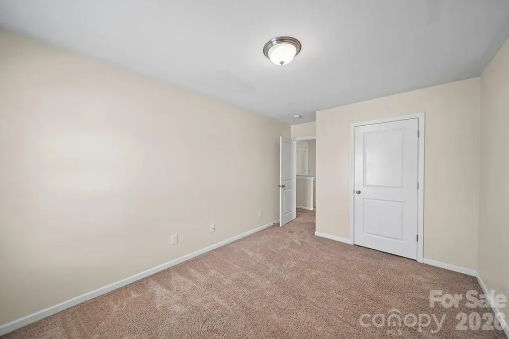 9539 Kendall Drive Charlotte NC 28214