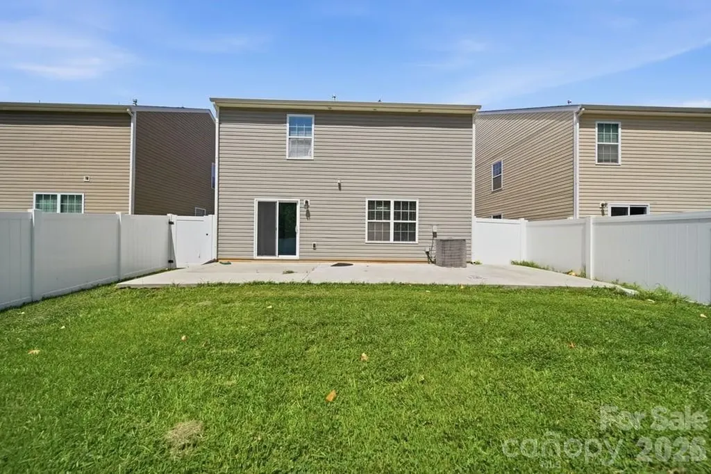9539 Kendall Drive Charlotte NC 28214