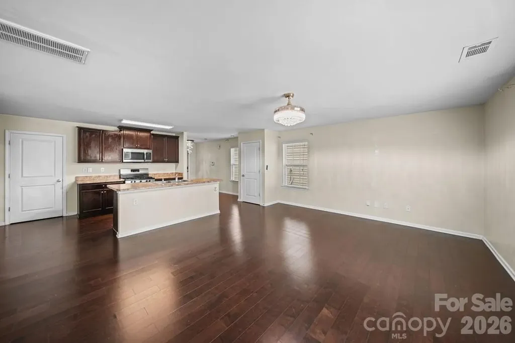 9539 Kendall Drive Charlotte NC 28214