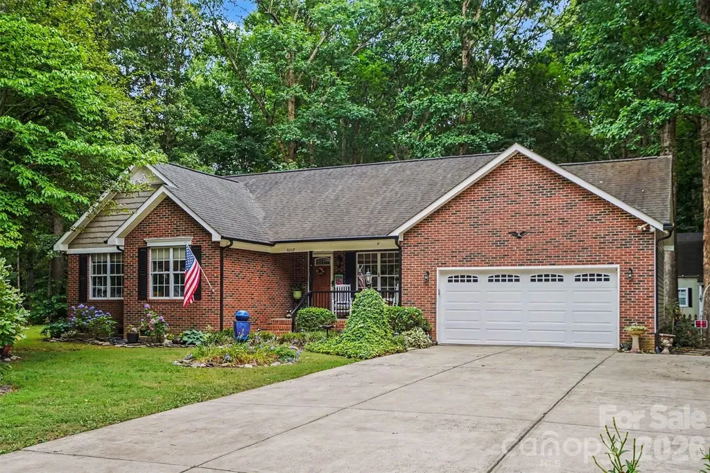 6007 Charlton Oaks Drive Waxhaw NC 28173