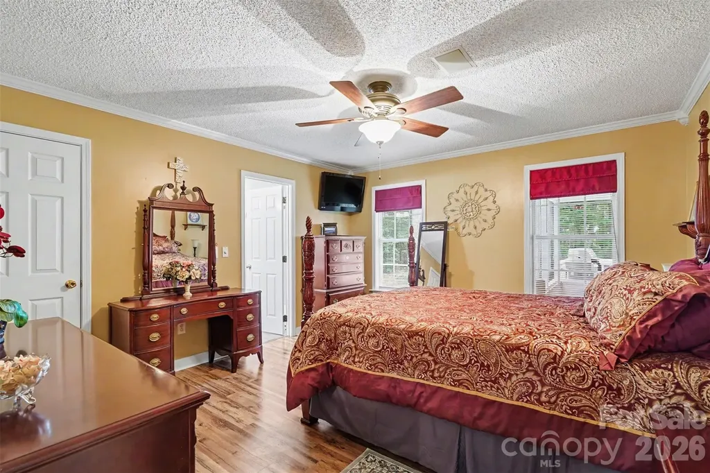 6007 Charlton Oaks Drive Waxhaw NC 28173