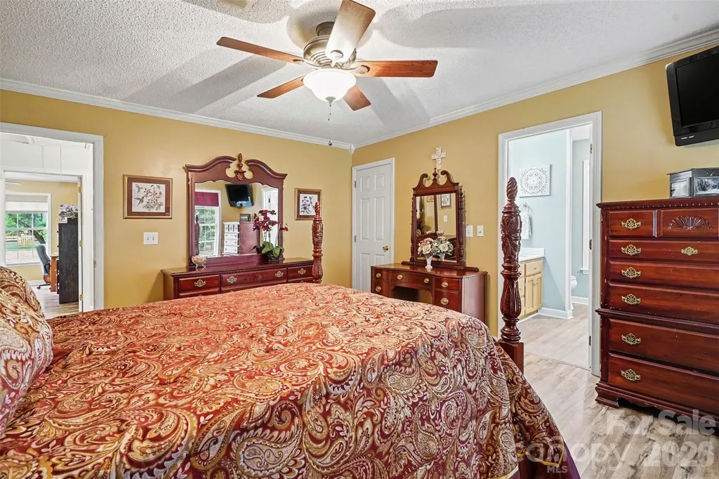 6007 Charlton Oaks Drive Waxhaw NC 28173