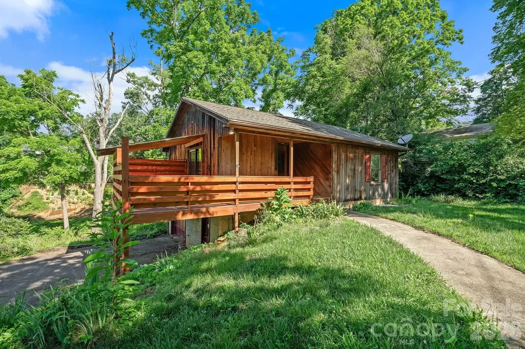 53 Wanoca Avenue Asheville NC 28803