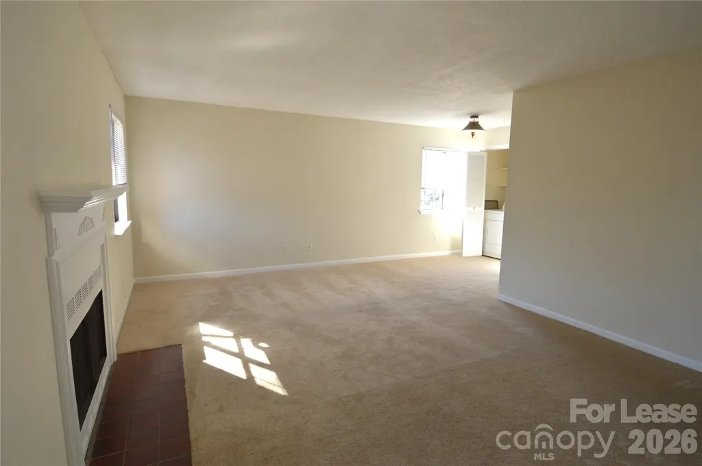 6117-C Heathstone Lane Charlotte NC 28210