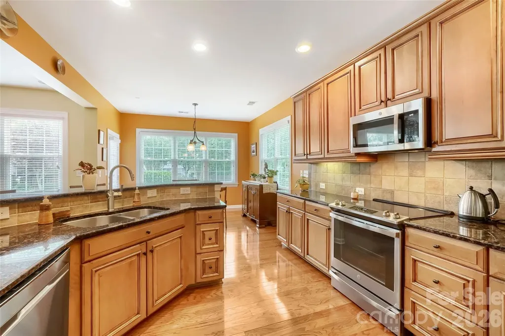 653 Lorain Avenue NW Concord NC 28027