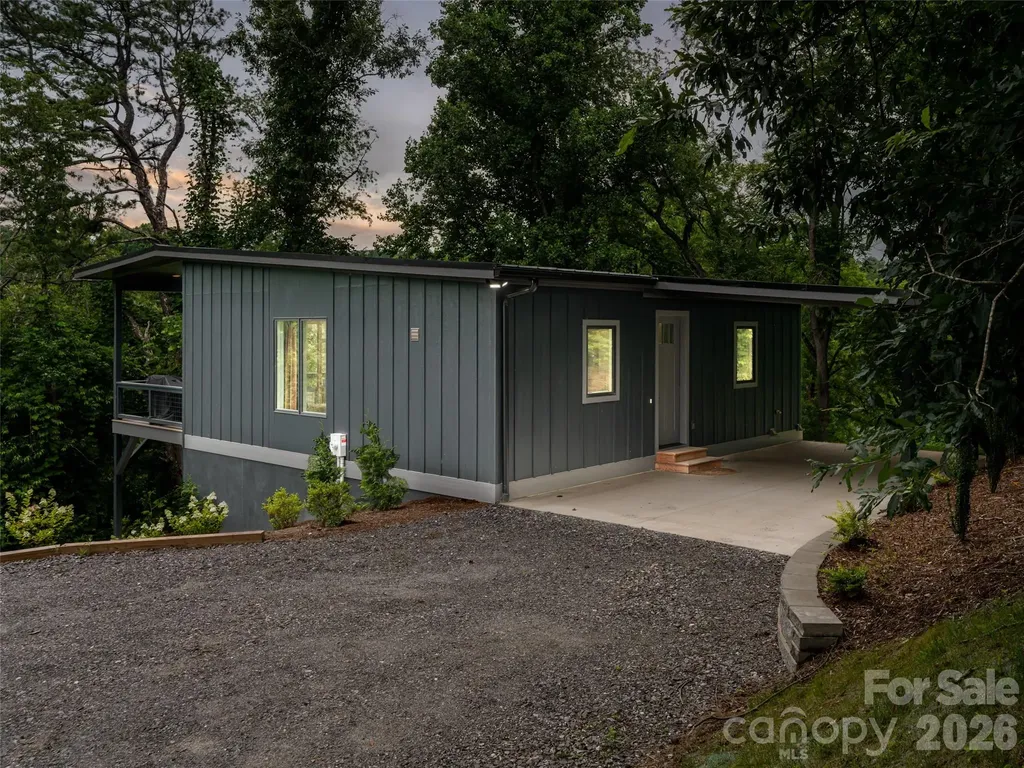 Fairview NC, 20 Cane Creek Lane
