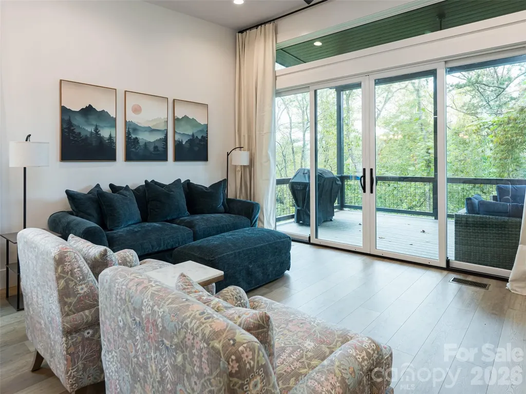 20 Cane Creek Lane Fairview NC 28730