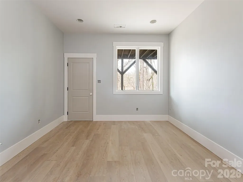 20 Cane Creek Lane Fairview NC 28730