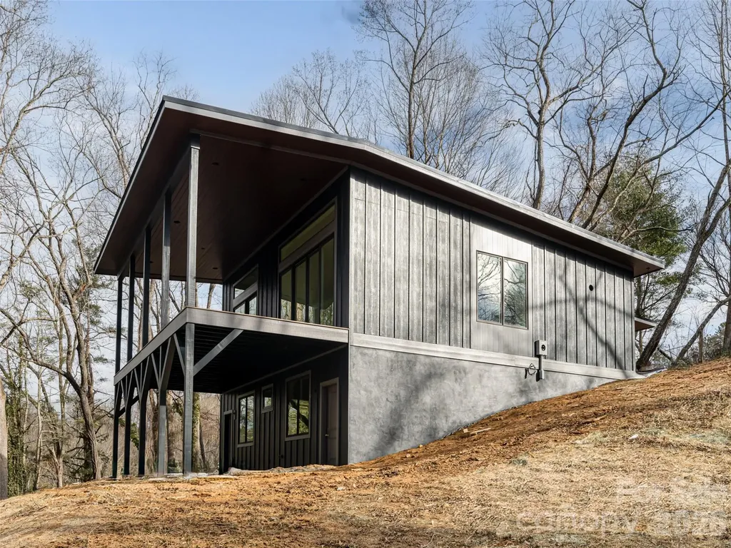 20 Cane Creek Lane Fairview NC 28730