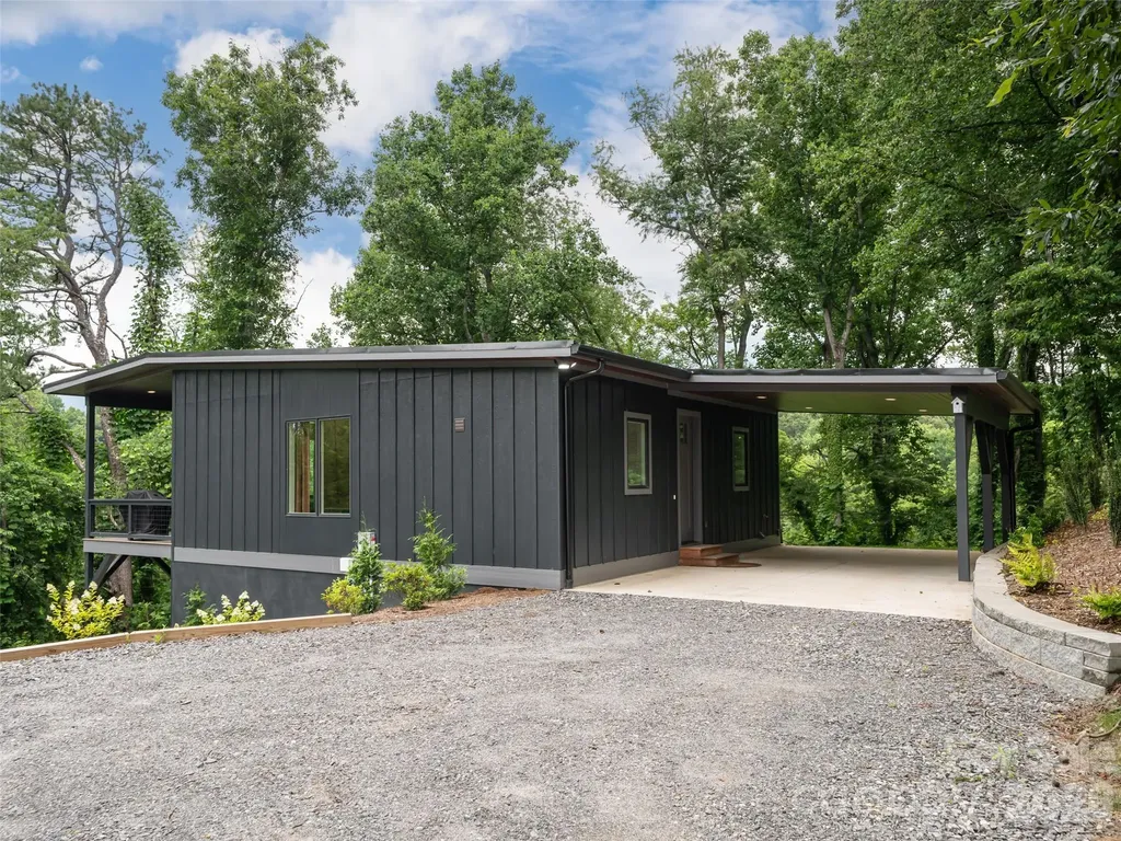 20 Cane Creek Lane Fairview NC 28730