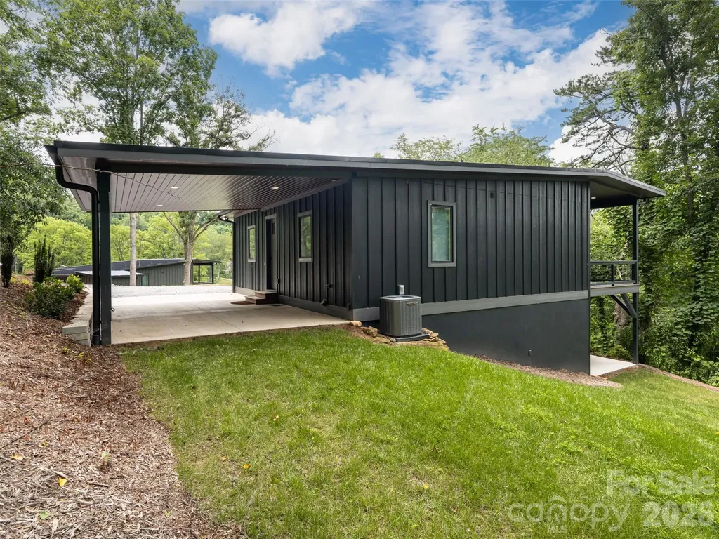 20 Cane Creek Lane Fairview NC 28730
