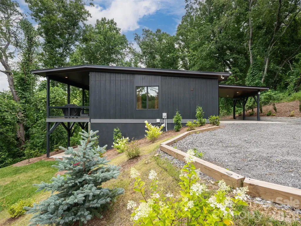 20 Cane Creek Lane Fairview NC 28730