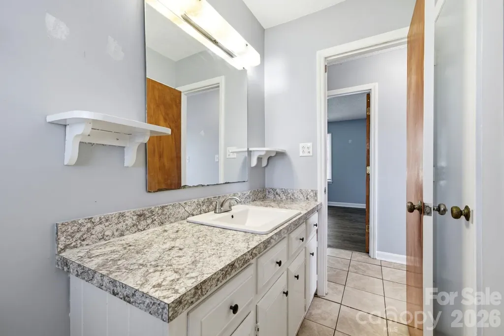 7537 Old Plank Road Stanley NC 28164
