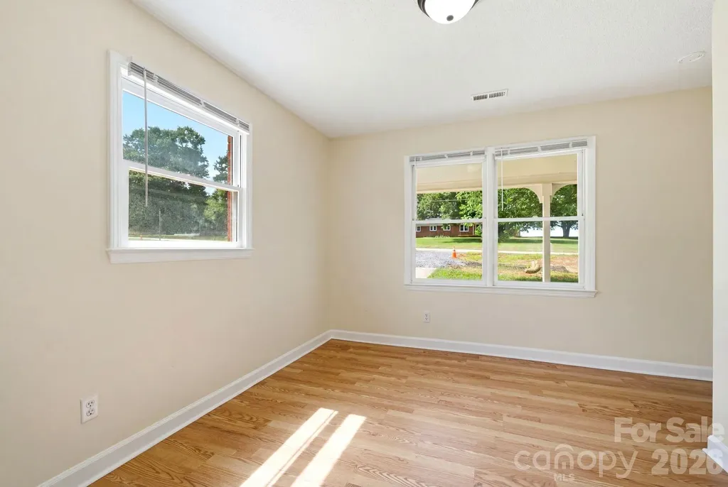 7537 Old Plank Road Stanley NC 28164
