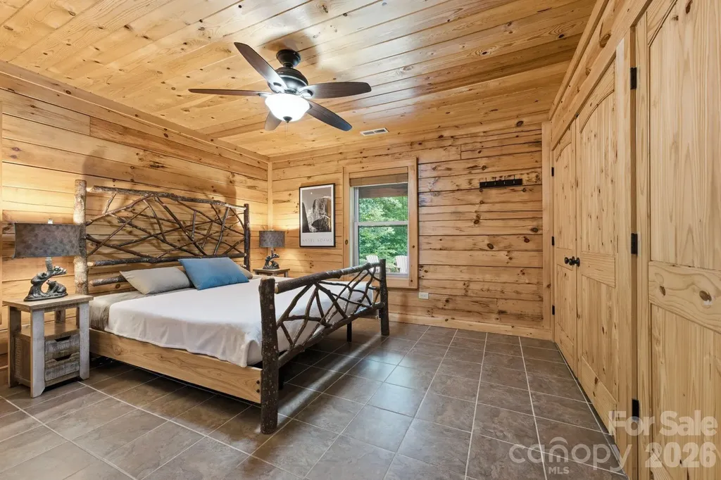 1026 High Top Mountain Road Whittier NC 28789