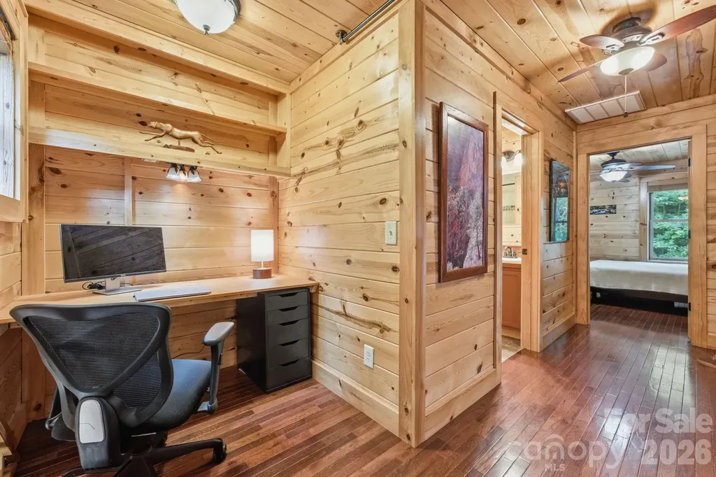 1026 High Top Mountain Road Whittier NC 28789