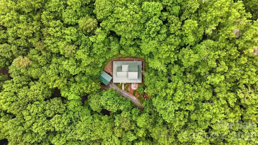 1026 High Top Mountain Road Whittier NC 28789