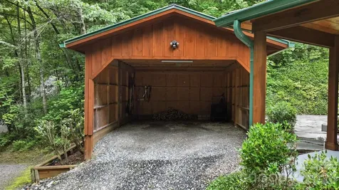 1026 High Top Mountain Road Whittier NC 28789