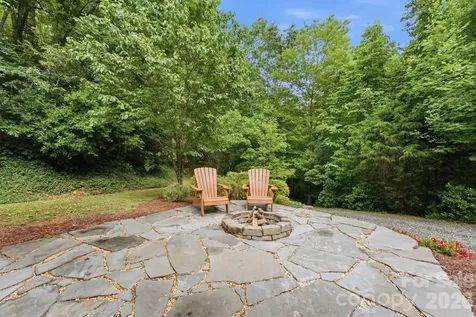1026 High Top Mountain Road Whittier NC 28789