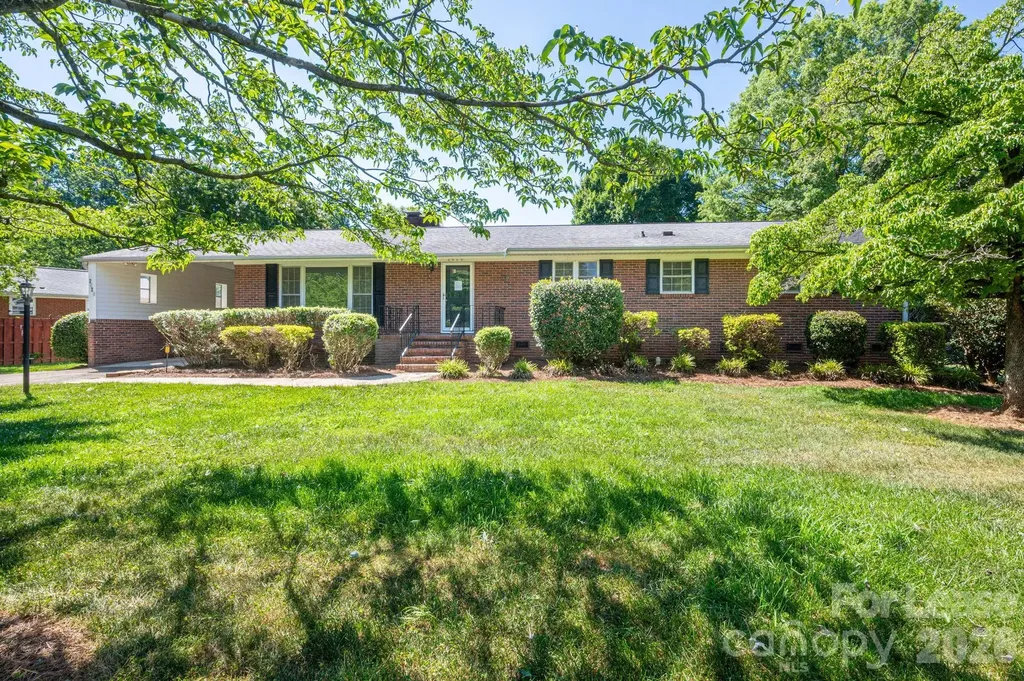 2020 Helen Drive Gastonia NC 28054