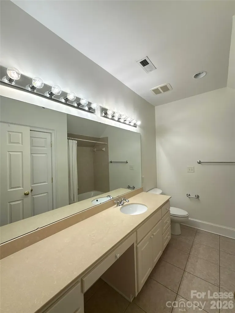 1500 Ferncliff Road Charlotte NC 28211