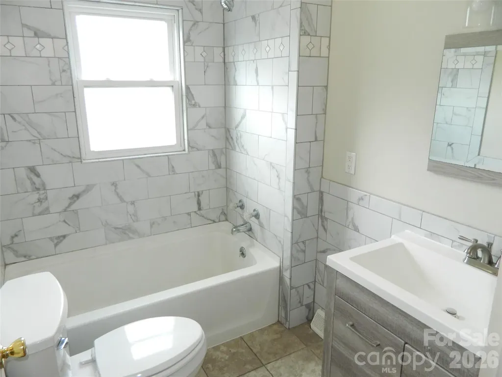 129 Edgebrook Place NW Lenoir NC 28645
