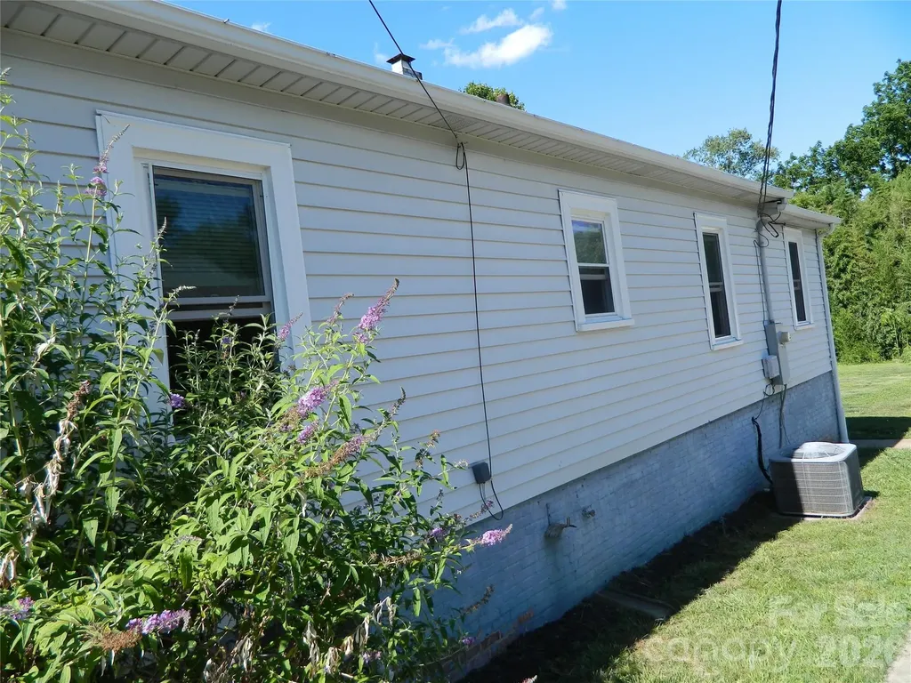 129 Edgebrook Place NW Lenoir NC 28645