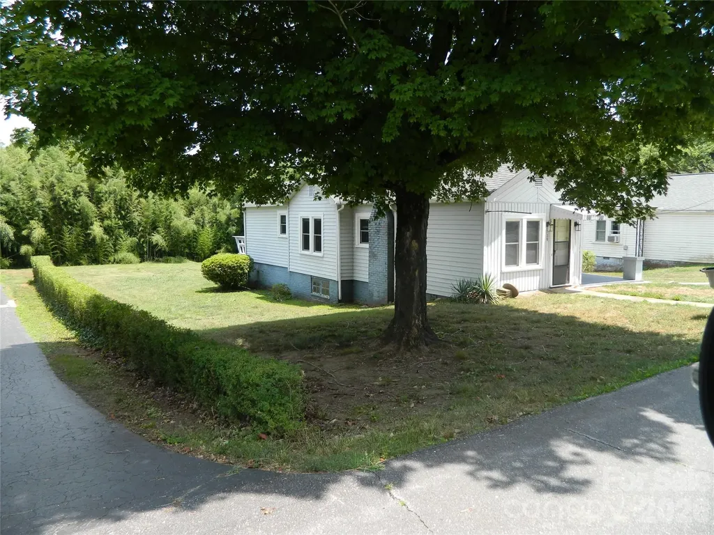 129 Edgebrook Place NW Lenoir NC 28645