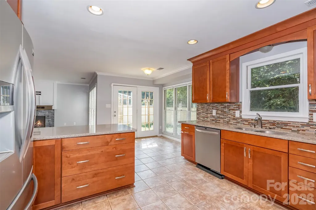 2213 Century Oaks Lane Charlotte NC 28262