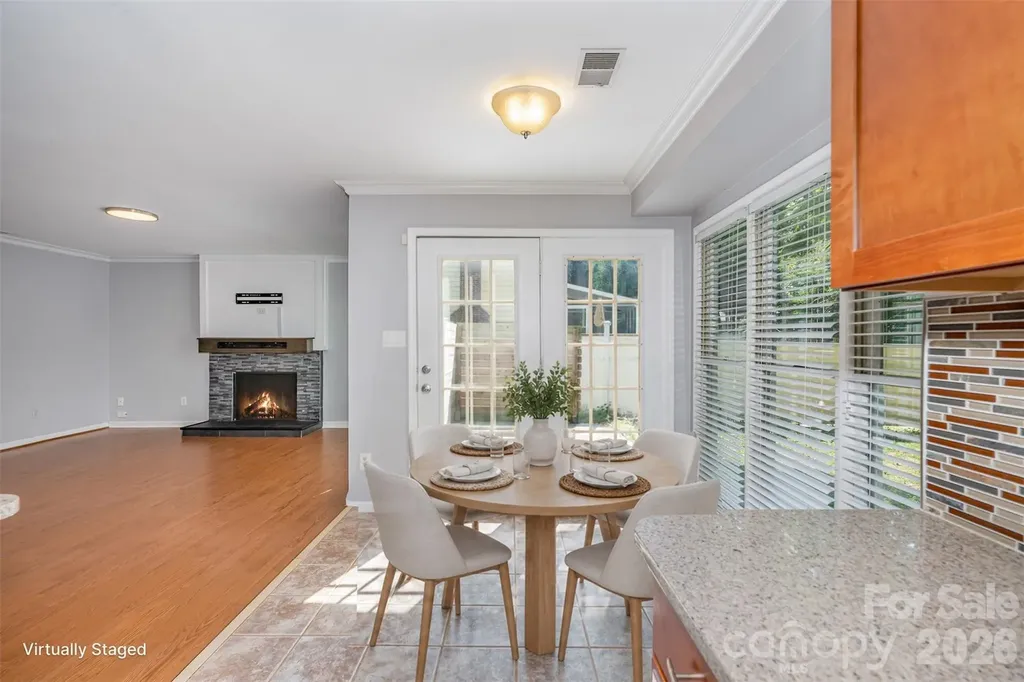 2213 Century Oaks Lane Charlotte NC 28262
