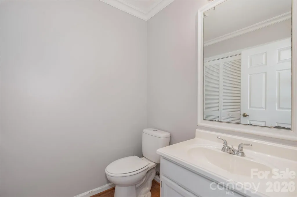 2213 Century Oaks Lane Charlotte NC 28262