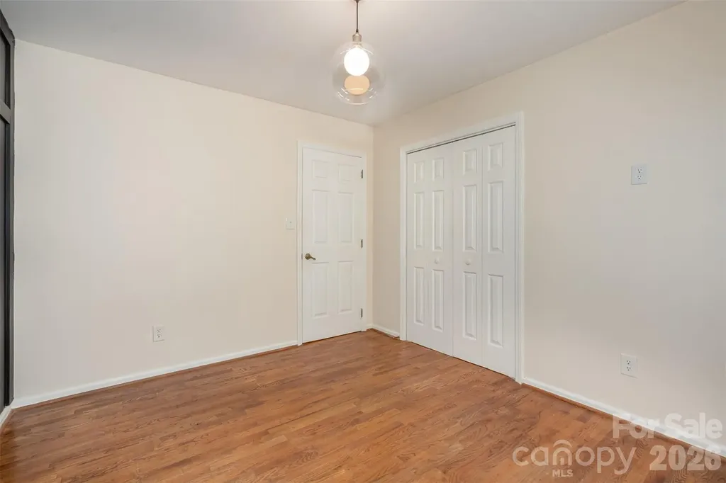 2213 Century Oaks Lane Charlotte NC 28262