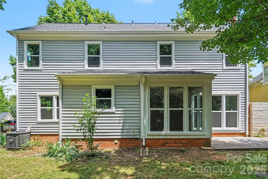 2213 Century Oaks Lane Charlotte NC 28262