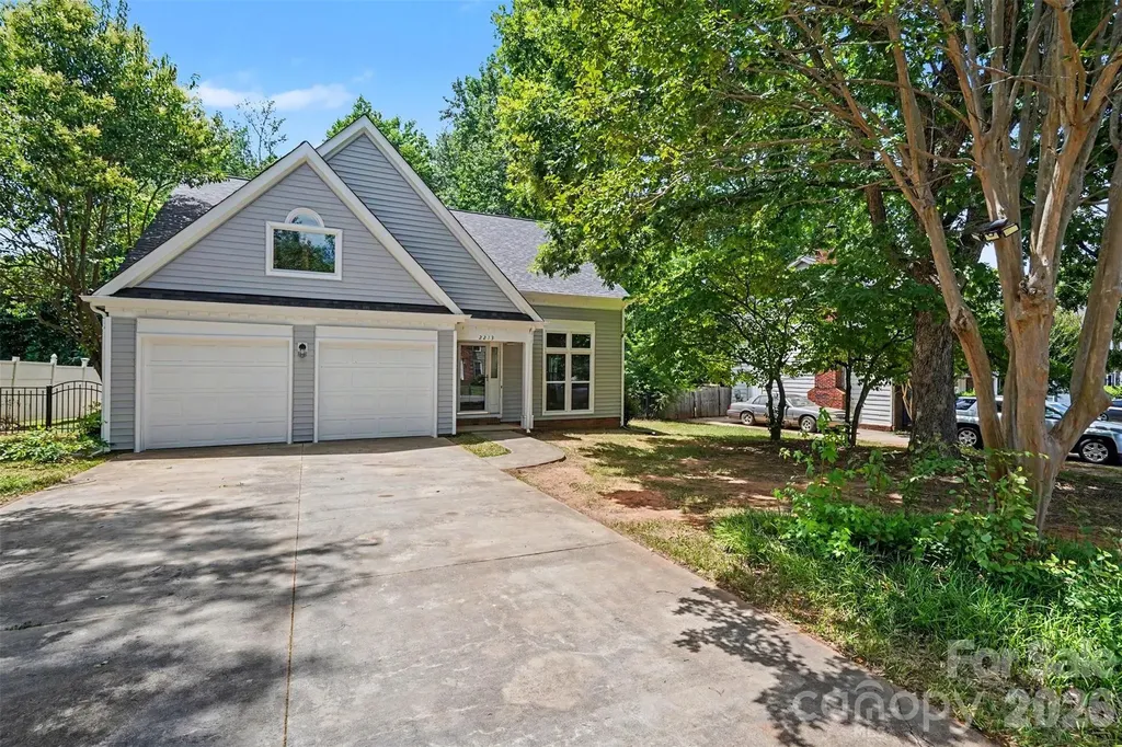 2213 Century Oaks Lane Charlotte NC 28262
