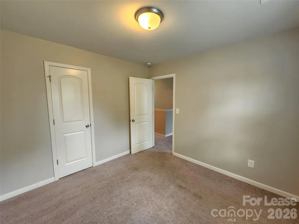 1127 Oswald T Drive Newton NC 28658