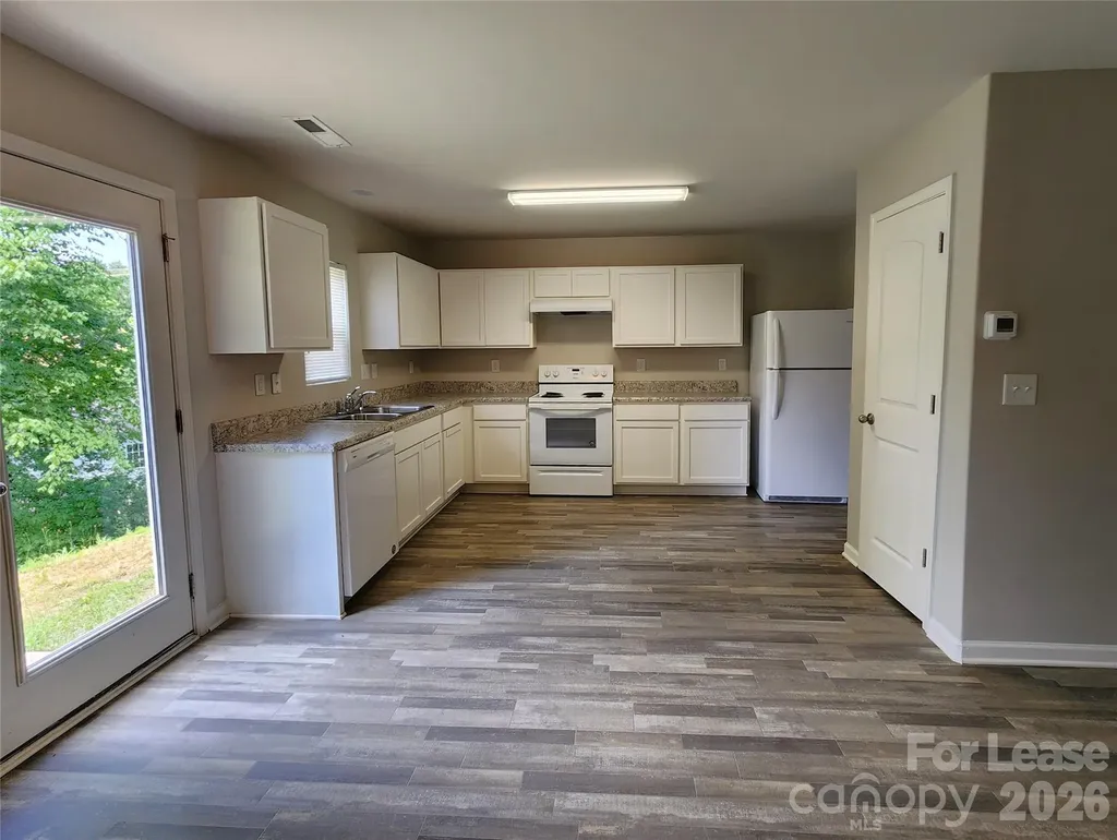 1127 Oswald T Drive Newton NC 28658