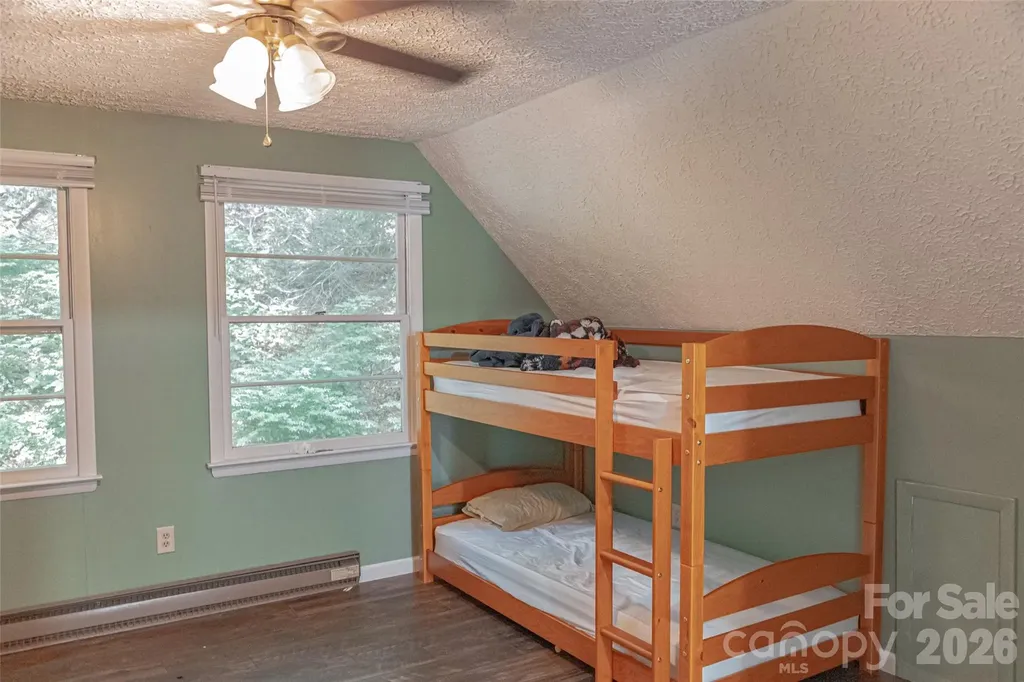 330 Riddle Cove Road Maggie Valley NC 28751