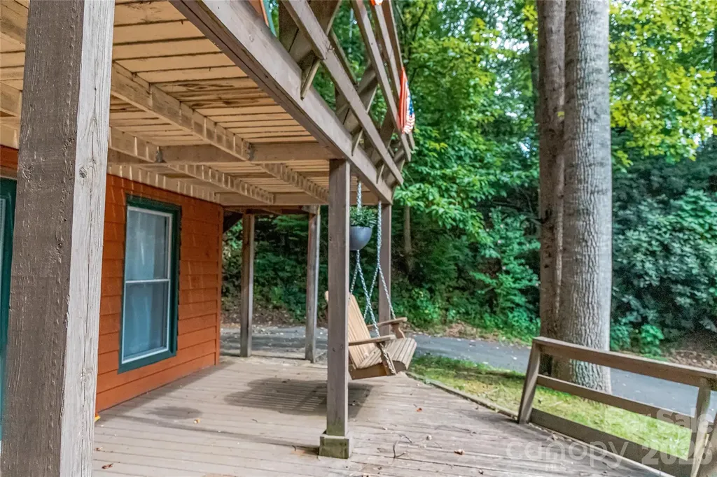 330 Riddle Cove Road Maggie Valley NC 28751