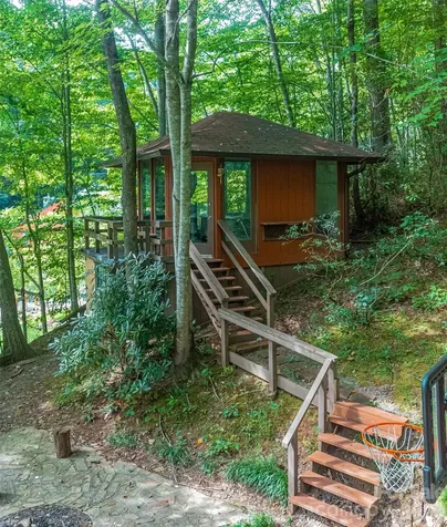 330 Riddle Cove Road Maggie Valley NC 28751