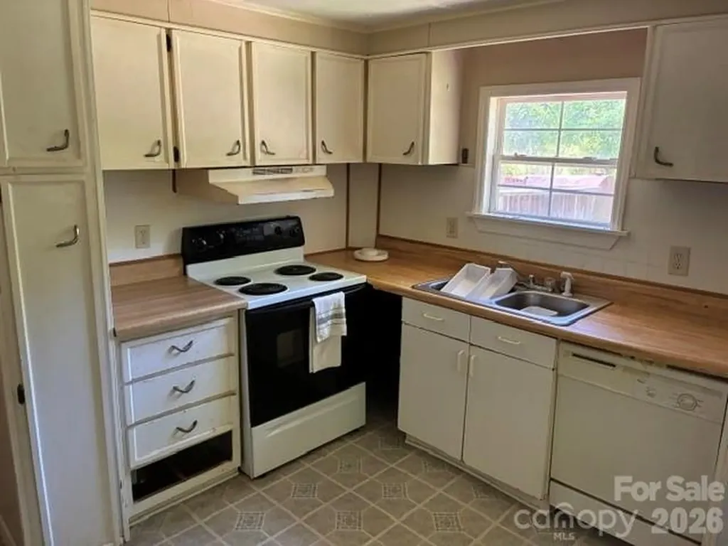 419 Blue Ridge Road Black Mountain NC 28711
