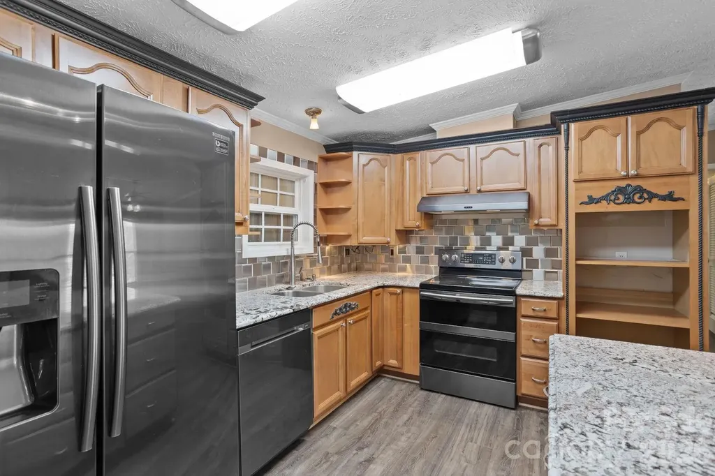 4855 Talley Road Walkertown NC 27051